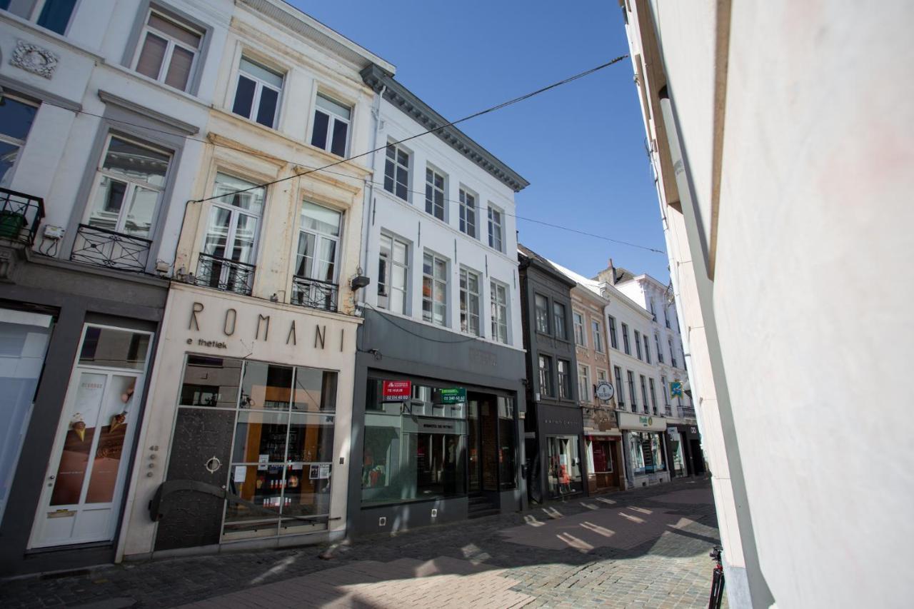 For Four Flat Ghent